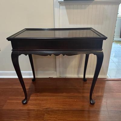 Vintage Queen Anne Style Accent Table with Pull-Out Trays