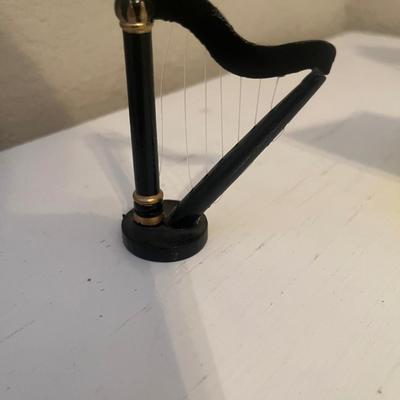 Doll harp