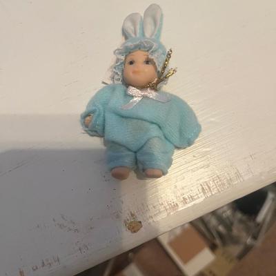 Mini porcelain doll