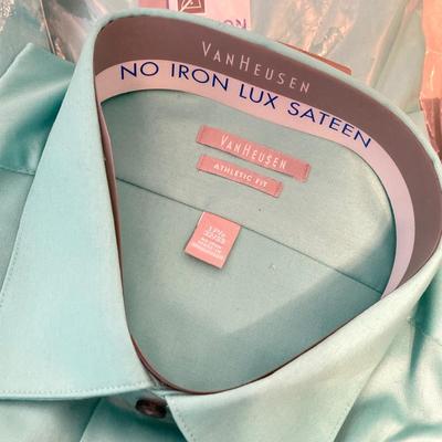 LOT 139: Van Heusen Green No Iron Lux Sateen Athletic Fit No Iron Dress Shirts