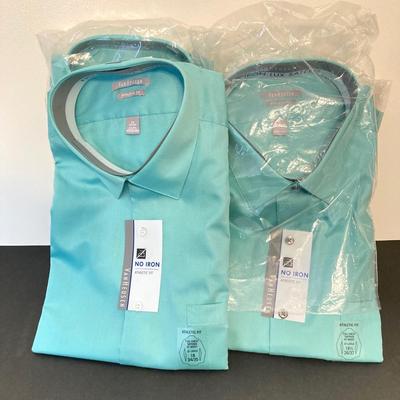 LOT 139: Van Heusen Green No Iron Lux Sateen Athletic Fit No Iron Dress Shirts