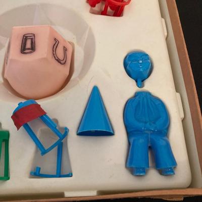 LOT 141: Vintage Models, Games and More - Lindberg 1948 Lincoln Continental No. 72322, Revell "T" Touring, Dunce and Generator Kit