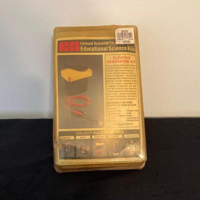 LOT 141: Vintage Models, Games and More - Lindberg 1948 Lincoln Continental No. 72322, Revell "T" Touring, Dunce and Generator Kit