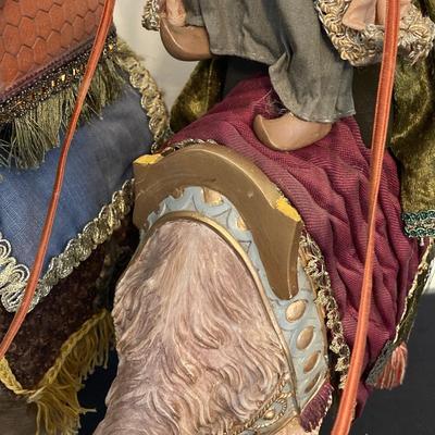LOT 144: Three Wise Men / Kings on Camels Statue / Figurine Set