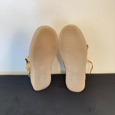 LOT 145: All That Glitters is Gold - Vintage High Top Velcro Light Up Sneakers / Shoes with Estee Lauder Gold Travel Case