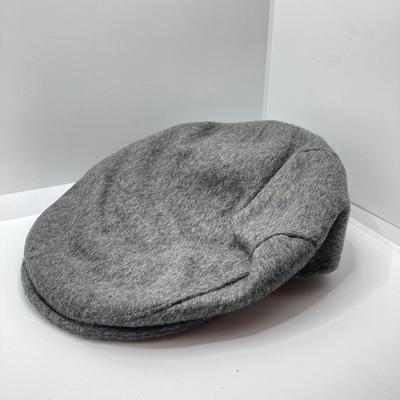 LOT 148: Three Men's (Golf / Flat Cap / Newsboy) Style Hats - Made in Italy Original Loden, Country Gentleman and United Hatters,...