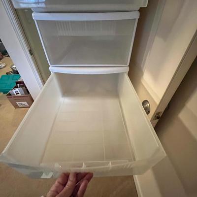 Sterilite Stacking Bins (BS-BC*)