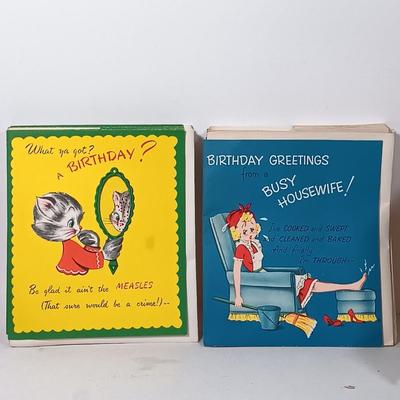LOT 168: Vintage Munson Masterpiece Greeting Cards with Duck Dynasty Valentine Card Sets