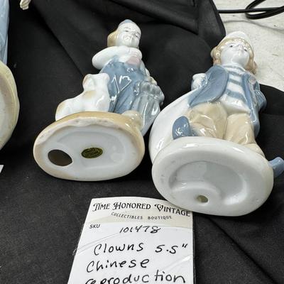 Sale Photo Thumbnail #514: 6 Lladro or Nao figurines all in perfect condition. No original boxes or COA. Can be shipped  double double boxed. These Lladros were part of a large collection from an avid Lladro fan. being sold now to benefit the family. The two clowns are made in Chin