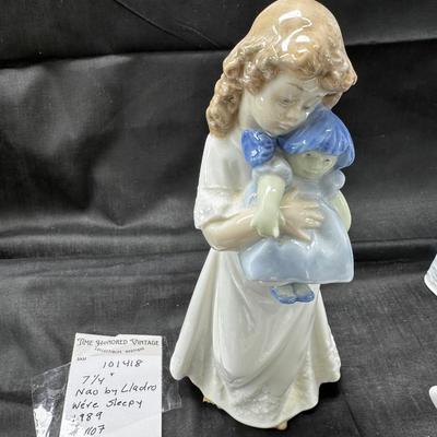 Sale Photo Thumbnail #534: 6 Lladro or Nao figurines all in perfect condition. No original boxes or COA. Can be shipped  double double boxed. These Lladros were part of a large collection from an avid Lladro fan. being sold now to benefit the family.