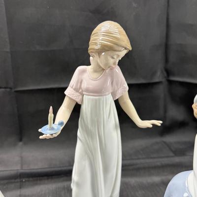 Sale Photo Thumbnail #537: 6 Lladro or Nao figurines all in perfect condition. No original boxes or COA. Can be shipped  double double boxed. These Lladros were part of a large collection from an avid Lladro fan. being sold now to benefit the family.