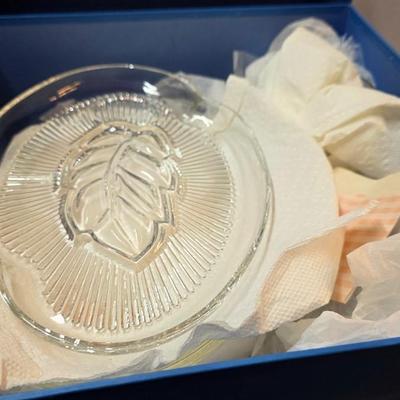 Federal Glass Crystal Leaf Vintage Snack Set – 10 Snack Sets (20-Piece) Mid-Century Glassware Collection