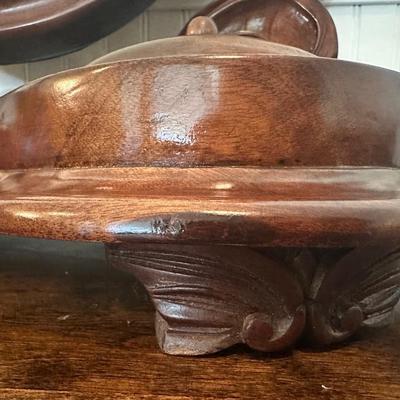 Victorian-Style Tabletop Dresser Mirror with Carved Wood Base and Trinket Wells