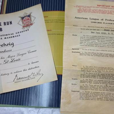 The Baseball Hall of Fame Collection Hardcover Book (Metro Books, 2010) Officially Licensed – Like New