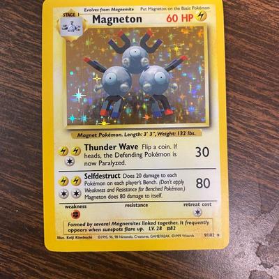Magneton 1999 Base Set Card