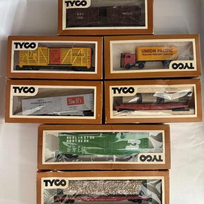 TYCO HO 7 Train Cars Original Boxes
