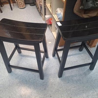 Backless wood bar stools- shorter height