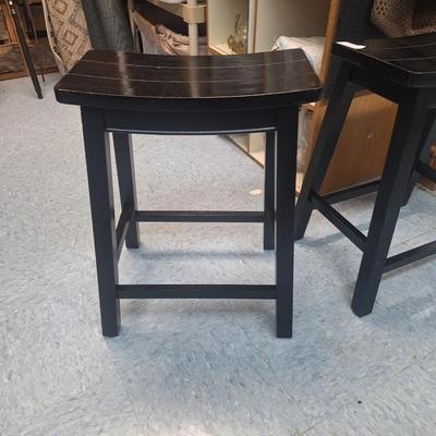 Backless wood bar stools- shorter height