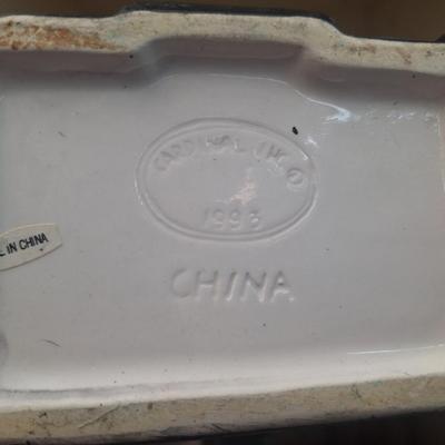 novelty ceramic teapot in form of sewing machine- Tee Nee pot by Cardinal