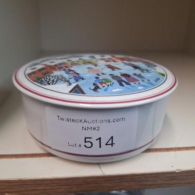 Villeroy & Boch Naif Christmas porcelain trinket box, lidded candy box, or covered dish