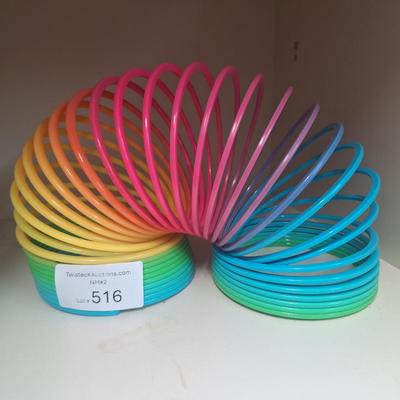 rainbow plastic slinky