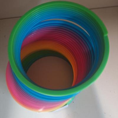 rainbow plastic slinky
