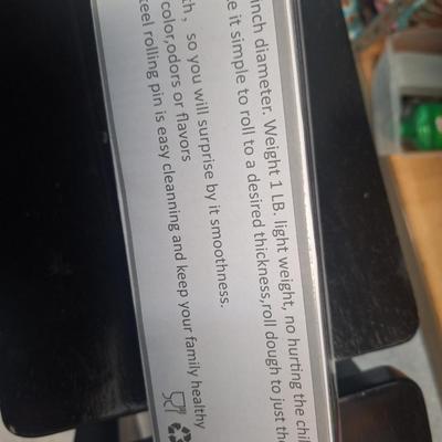 Stainless steel rolling pin and silicone mat