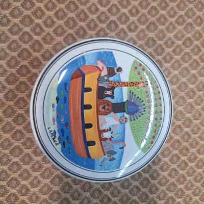Villeroy & Boch Design Naif Noah's Ark porcelain trinket box