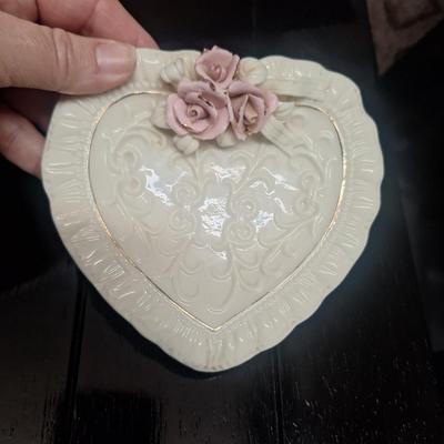 vintage heart shaped porcelain trinket dish