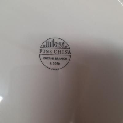 vintage Mikasa Kutani Branch platter