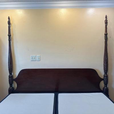 Drexel King-Size Four-Poster Bed Frame