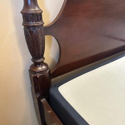 Drexel King-Size Four-Poster Bed Frame