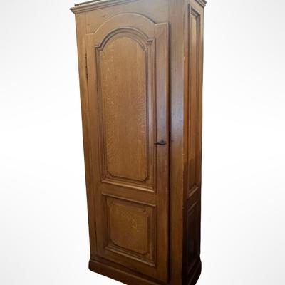 Tall Single-Door Wooden Wardrobe Cabinet with Shelves