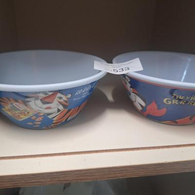 Kellogg's Tony the Tiger Frosted Flakes collectible cereal bowls.- melamine