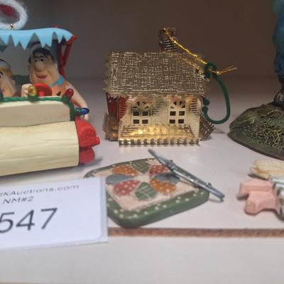 mixed lot of smalls- 1993 Enesco Klas Wickl Ollie gnome, hallmark Fred Flintstone ornament and some other ornaments.