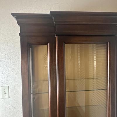 Jasper Lighted Corner Curio Cabinet