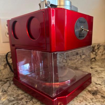 Cuisinart Snow Cone Maker with Plastic Cones