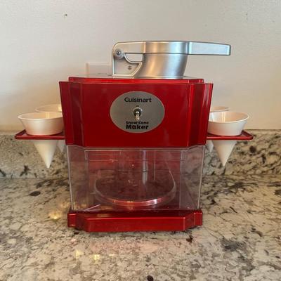 Cuisinart Snow Cone Maker with Plastic Cones