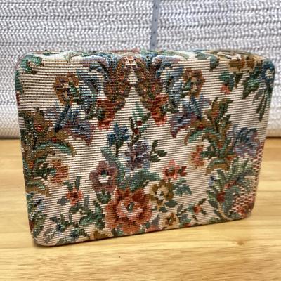 Sale Photo Thumbnail #219