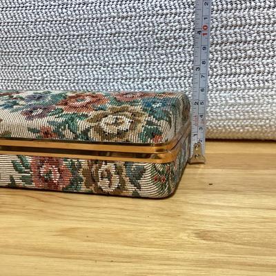 Sale Photo Thumbnail #217