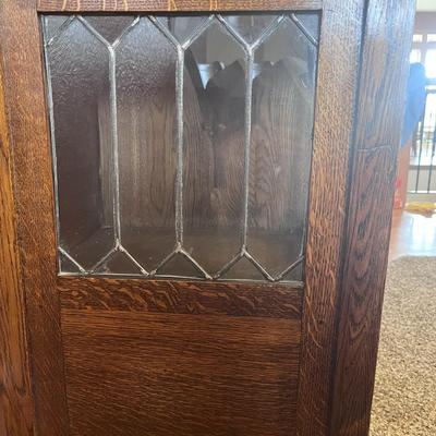 GORGEOUS ANTIQUE TIGER OAK, QUARTER-SAWN, MIRRORED BACK SIDEBOARD OR BUFFET WITH LEADED GLASS DOORS