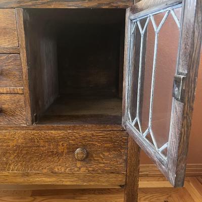 GORGEOUS ANTIQUE TIGER OAK, QUARTER-SAWN, MIRRORED BACK SIDEBOARD OR BUFFET WITH LEADED GLASS DOORS