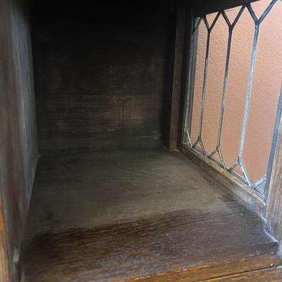 GORGEOUS ANTIQUE TIGER OAK, QUARTER-SAWN, MIRRORED BACK SIDEBOARD OR BUFFET WITH LEADED GLASS DOORS