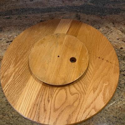 WOODEN LAZY SUSAN, 2 CASSEROLE HOLDERS AND A DRAWER ORGANIZER