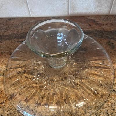 GLASS CAKE PLATE WITH DOME LID AND A GLASS KNIFE