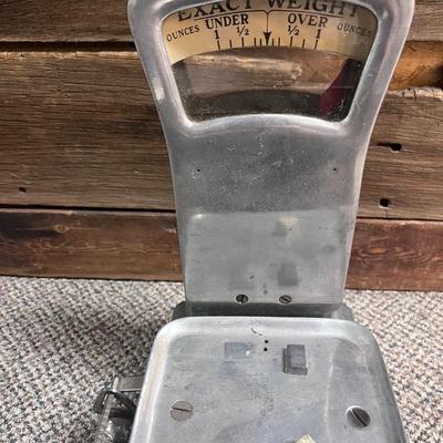 VINTAGE INDUSTRIAL BALANCE SCALE