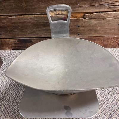 VINTAGE INDUSTRIAL BALANCE SCALE