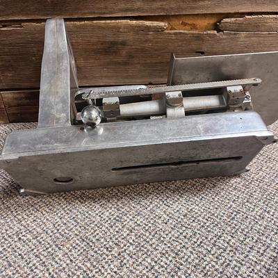 VINTAGE INDUSTRIAL BALANCE SCALE