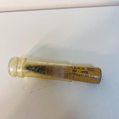 CLAY PIGEON THROWER AND 3 DUCK CALLS