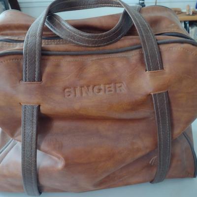 Vintage Singer Model 290 Portable Sewing Machine with Carry Bag